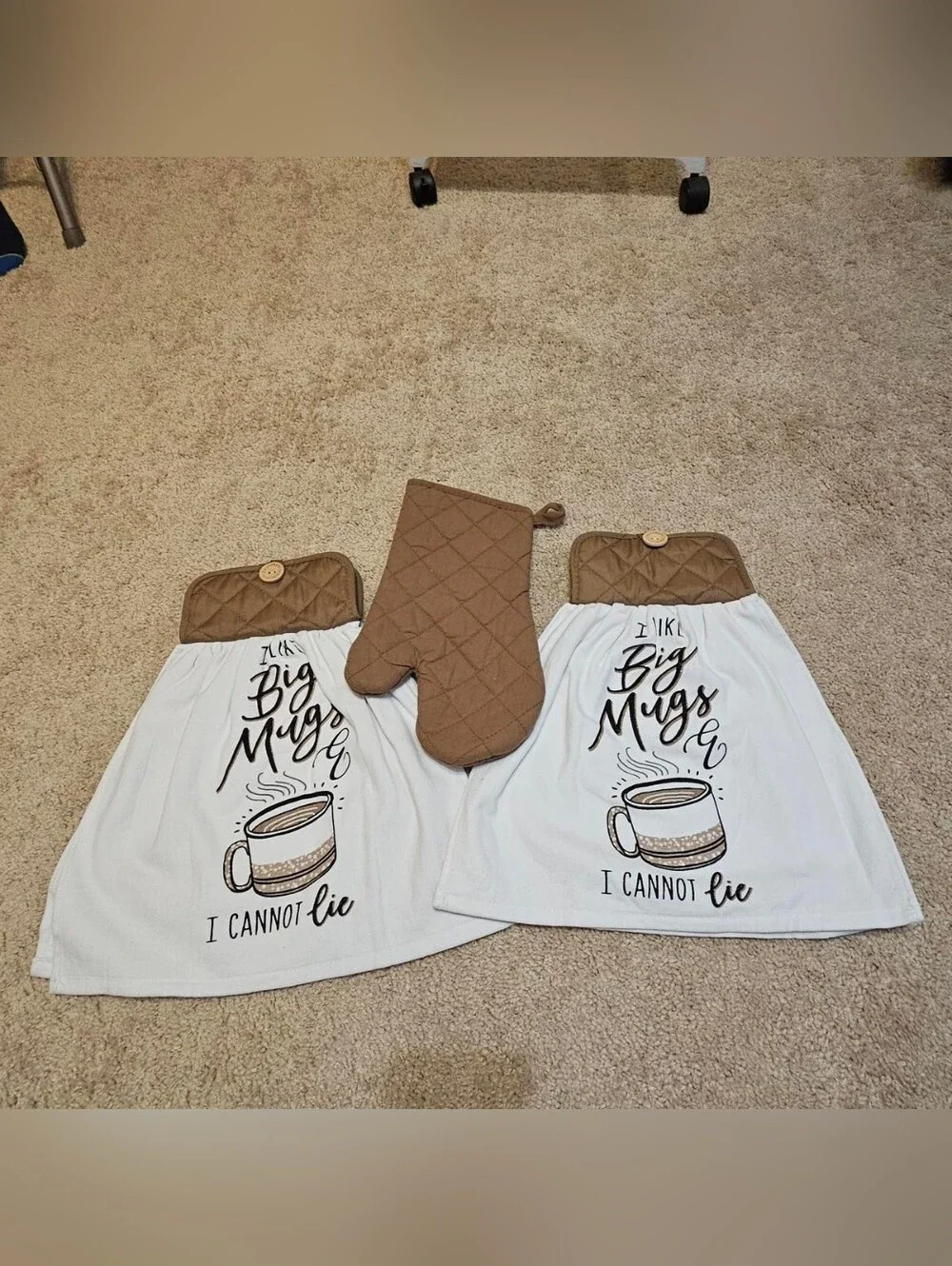 2 Handcrafted Potholders Attached To Towels | Brown + White | Big Mugs